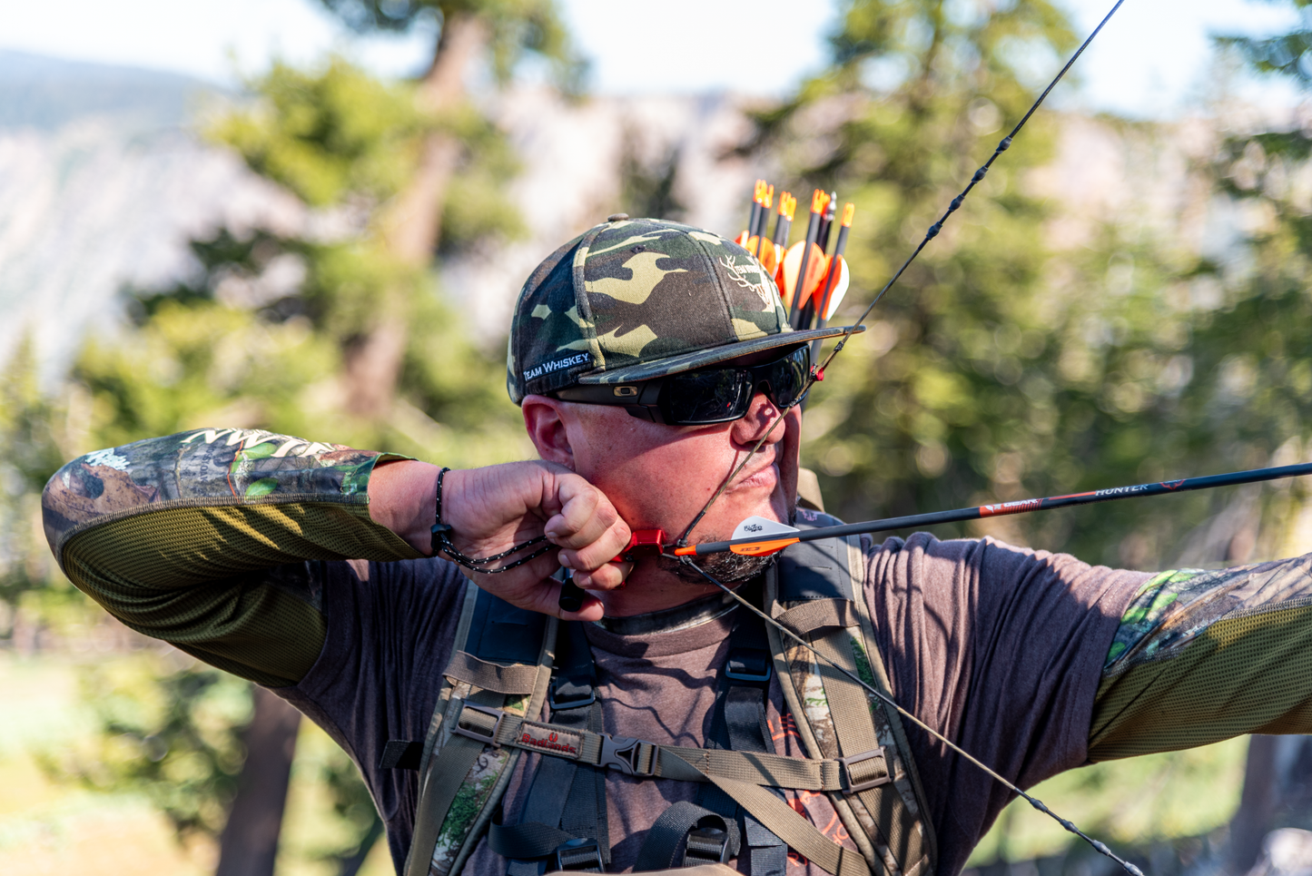 Bow Hunter (Flat Bill)